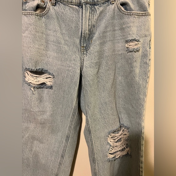 Pacsun Jordyn Low Rise Straight Leg Jeans Ripped Knee Light Indigo 30 - Picture 2 of 5